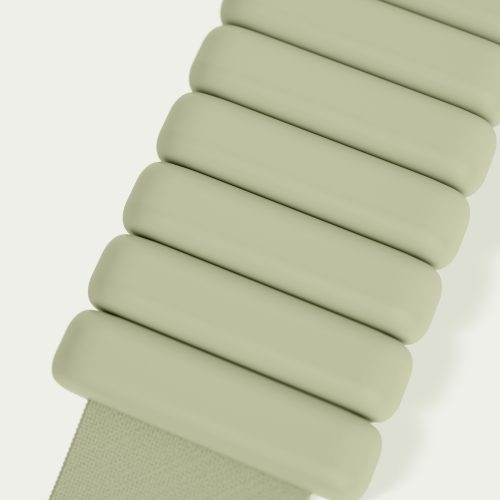 Bangles 2lb Sage Render Closeup DTC 2400x3000 75721c52 a34e 470d ae2a 00efc5c502d8