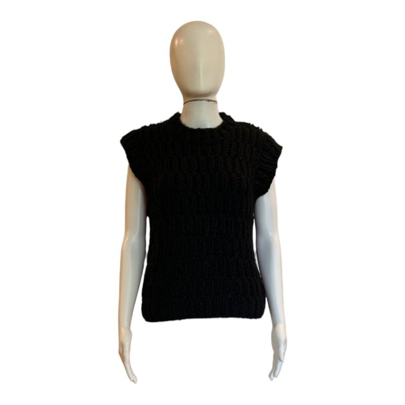 chunky knit sweater vest blackenglish factorythe grove 389049