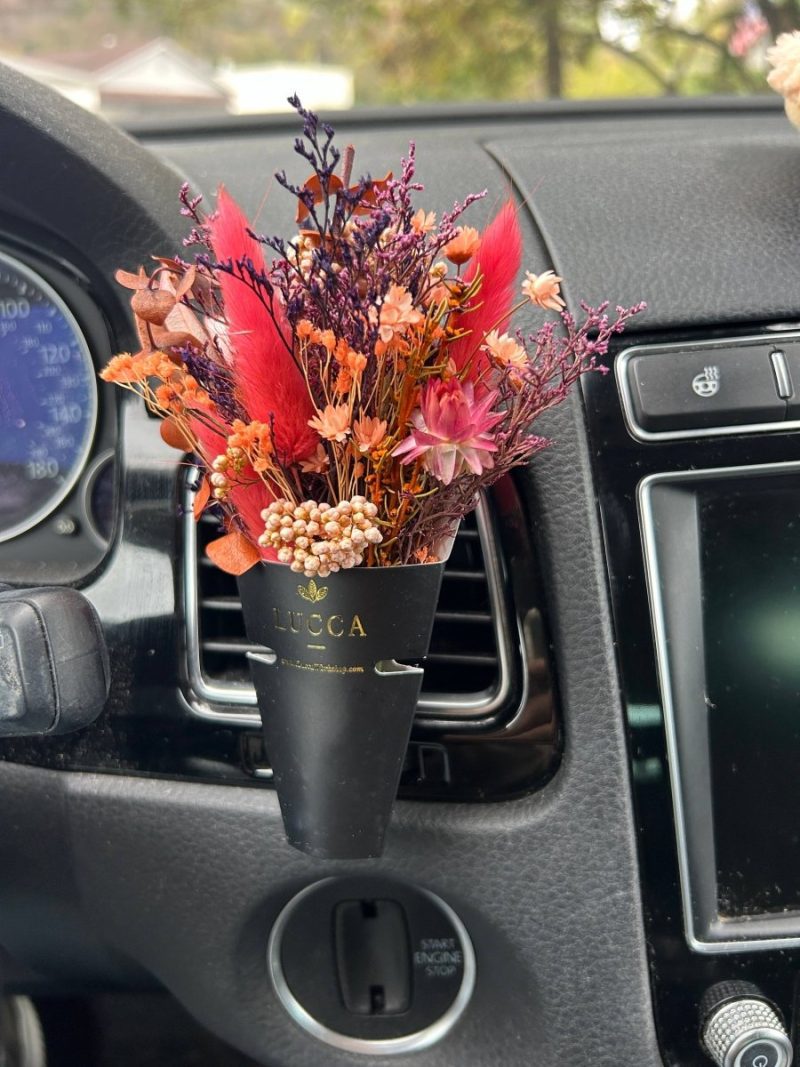 fresh floral car air freshenerluccathe grove 326534